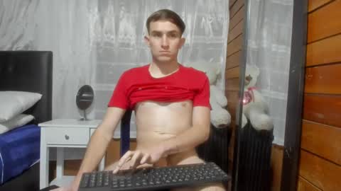 Snapshot of arongfranco chatting on 02/27/25, 02:42 Aron G Franco online show from 02/27/25, 02:42