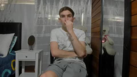 Snapshot of arongfranco chatting on 03/12/25, 08:41 Aron G Franco online show from 03/12/25, 08:41