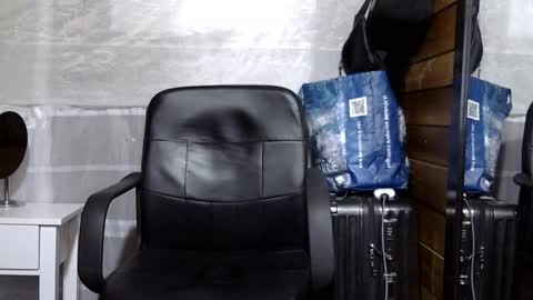 Snapshot of arongfranco chatting on 11/07/25, 05:07 Aron G Franco online show from 11/07/25, 05:07