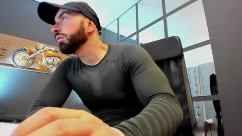 AronGrant online show from 02/03/25, 08:24