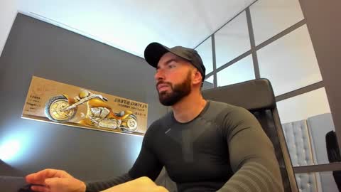 AronGrant online show from 02/04/25, 12:00