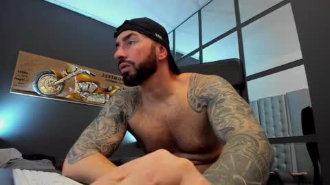 AronGrant online show from 02/19/25, 08:44