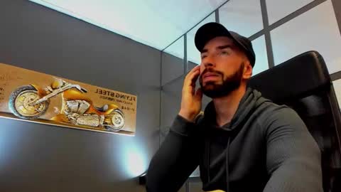 AronGrant online show from 11/24/25, 10:48