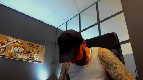 AronGrant online show from 12/04/25, 10:57