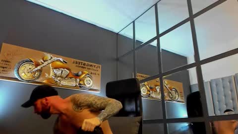 AronGrant online show from 12/15/25, 11:47