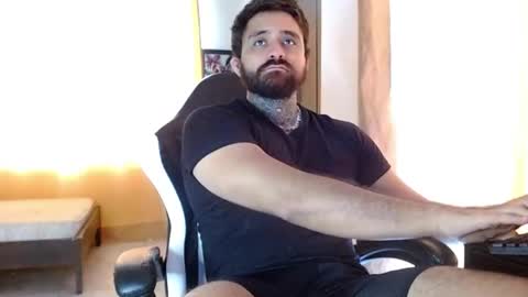 aronmiller online show from 12/01/25, 02:55