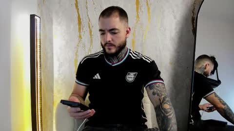 Aron online show from 12/02/25, 04:51