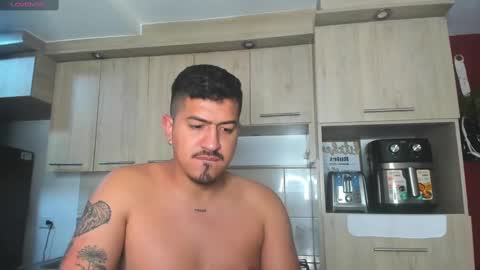 Snapshot of aronwilliams69 chatting on 02/19/25, 08:55 ARON  Independent model  online show from 02/19/25, 08:55