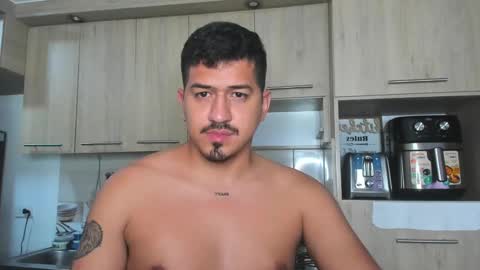 Snapshot of aronwilliams69 chatting on 02/26/25, 06:26 ARON  Independent model  online show from 02/26/25, 06:26