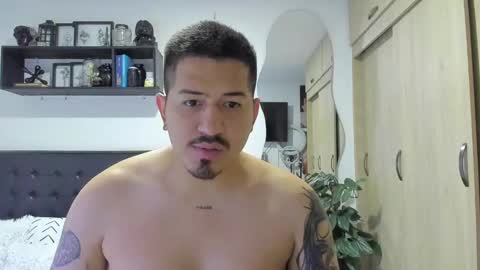 Snapshot of aronwilliams69 chatting on 09/17/25, 11:50 ARON  Independent model  online show from 09/17/25, 11:50