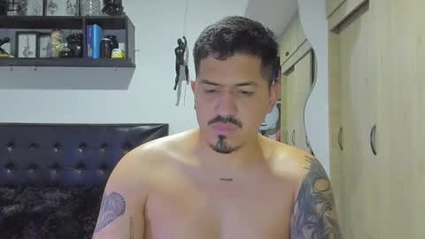 Snapshot of aronwilliams69 chatting on 12/05/25, 03:04 ARON Independent model online show from 12/05/25, 03:04