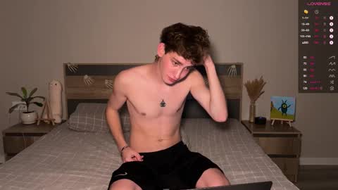 Aron and Phil solo online show from 11/01/25, 04:09