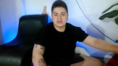 aroon_1923 online show from 04/08/26, 02:33