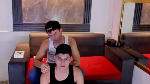 Aroon   online show from 05/19/26, 04:08