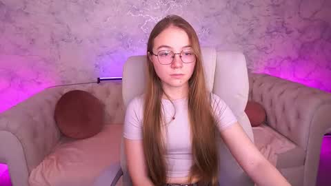 arrinawair online show from 12/18/25, 08:53