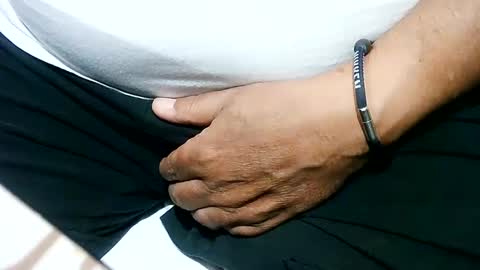 arris_64 online show from 10/01/25, 07:14