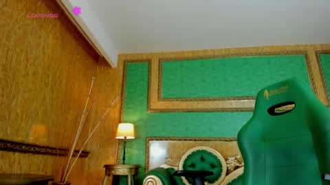 Snapshot of arrkabella chatting on 02/13/25, 01:29    online show from 02/13/25, 01:29