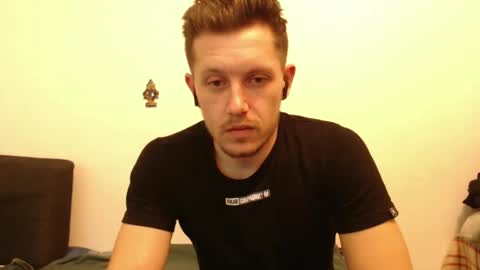 Snapshot of arromwilliam90 chatting on 01/20/25, 07:04 arromwilliam90 online show from 01/20/25, 07:04