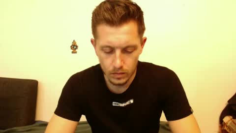 Snapshot of arromwilliam90 chatting on 01/26/25, 01:04 arromwilliam90 online show from 01/26/25, 01:04