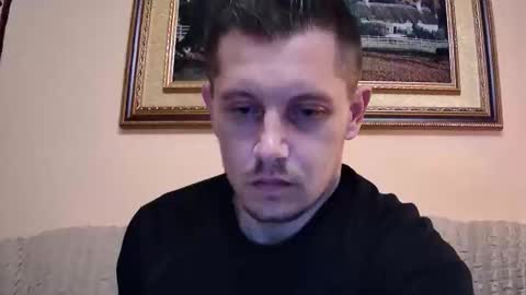 Snapshot of arromwilliam90 chatting on 11/27/25, 01:35 arromwilliam90 online show from 11/27/25, 01:35