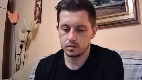 Snapshot of arromwilliam90 chatting on 06/30/26, 02:23 arromwilliam90 online show from 06/30/26, 02:23