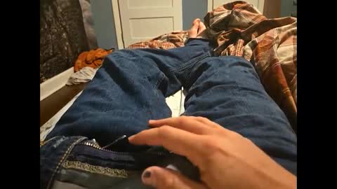 Snapshot of arrrr3 chatting on 10/07/25, 11:57 arrrr3 online show from 10/07/25, 11:57