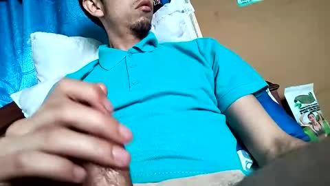 arrymarcelo30 online show from 12/15/25, 06:34