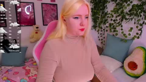 Snapshot of art_lovee_ chatting on 02/09/26, 12:58 art_lovee_ online show from 02/09/26, 12:58