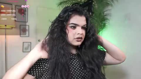 Chloe  online show from 10/29/25, 12:02