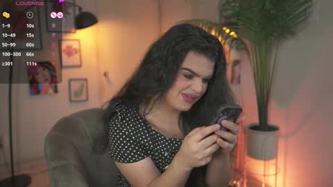 Chloe  online show from 11/19/25, 07:03