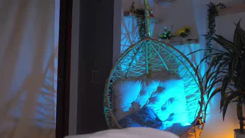 Snapshot of artemia_ chatting on 02/13/25, 12:46 Amanda online show from 02/13/25, 12:46