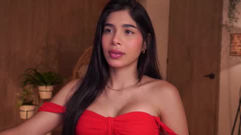 Snapshot of artemia_ chatting on 09/19/25, 01:29 Amanda online show from 09/19/25, 01:29