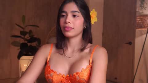 Snapshot of artemia_ chatting on 11/08/25, 12:22 Amanda online show from 11/08/25, 12:22