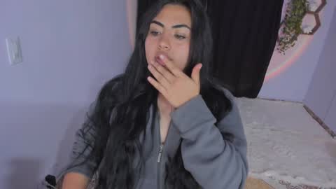 Snapshot of artemis_020 chatting on 12/07/24, 02:42 FENIX online show from 12/07/24, 02:42