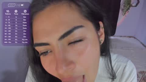 Snapshot of artemis_020 chatting on 12/31/24, 10:45 FENIX online show from 12/31/24, 10:45