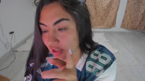 Snapshot of artemis_020 chatting on 03/07/25, 02:15 FENIX online show from 03/07/25, 02:15