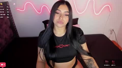 Snapshot of artemisa67_ chatting on 12/23/24, 02:56 ESTEFANY online show from 12/23/24, 02:56