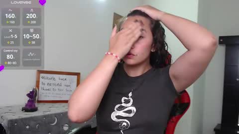 Hey there  you can call me Sofia  online show from 01/30/25, 09:14