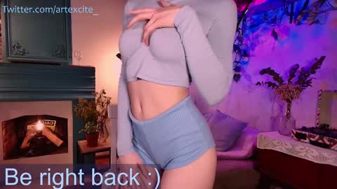 Lina online show from 03/09/25, 11:58