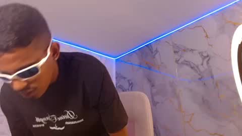 Arthurcock Independent Model online show from 07/07/26, 02:03