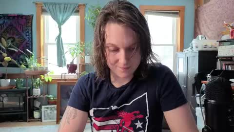 Snapshot of artiepaints chatting on 02/28/25, 07:56 Artie Paints online show from 02/28/25, 07:56