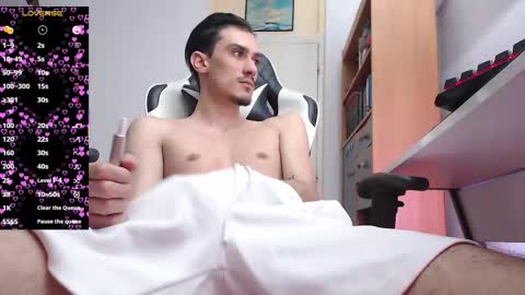 Snapshot of artieryder chatting on 02/02/26, 05:39 Artie online show from 02/02/26, 05:39