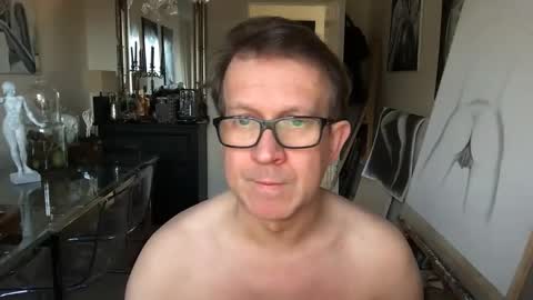 Snapshot of artisterotic chatting on 12/25/24, 12:58 artisterotic online show from 12/25/24, 12:58