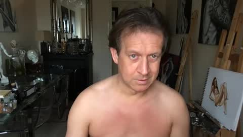 Snapshot of artisterotic chatting on 03/10/25, 01:32 artisterotic online show from 03/10/25, 01:32