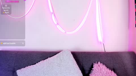 MIA OF artmiajoy online show from 01/08/25, 07:34