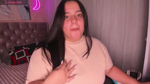 Snapshot of artmisa0519 chatting on 09/27/25, 10:53 artmisa0519 online show from 09/27/25, 10:53