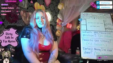 ArtsyHeartsyy online show from 09/30/25, 12:48