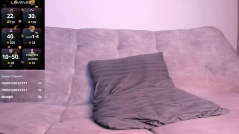 arturguy01 online show from 11/27/25, 08:22