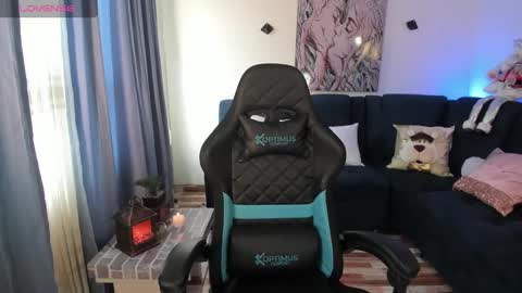 hellen online show from 12/27/24, 02:43