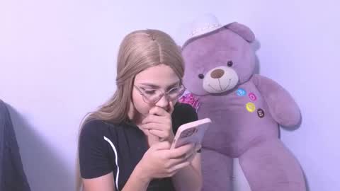 Snapshot of ary1_ chatting on 02/25/26, 04:55 Ary online show from 02/25/26, 04:55